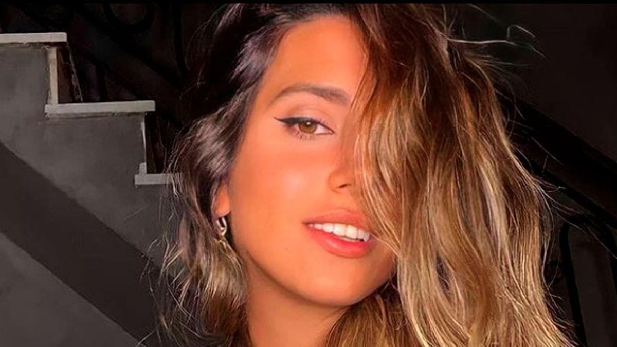 Cinthia Fern Ndez En Su Contenido Exclusivo Divas Play En Onlyfans