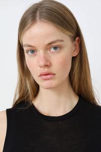 Laura Rose Women Paris