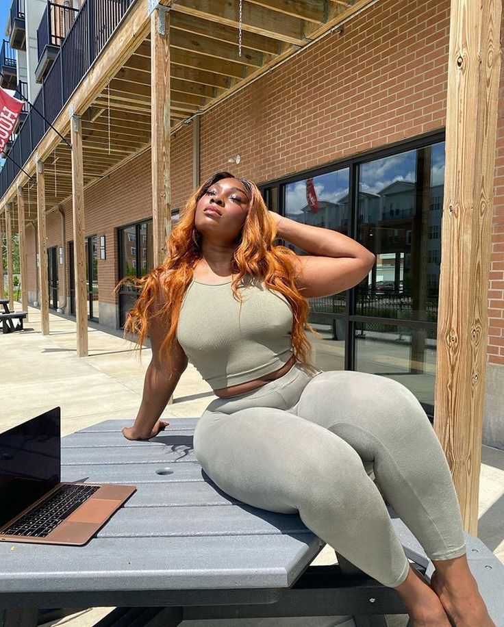 Photos On Regan Kay Bf4 En 2024