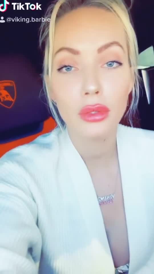 Video De Viking Barbie Chica Playboy Y Modelo De Onlyfans Colorfans