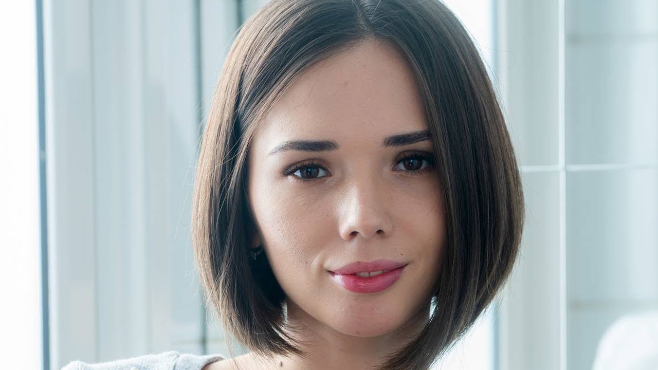 Vixen Tiny Beauty Eve Sweet Is Cock Crazy For New Man