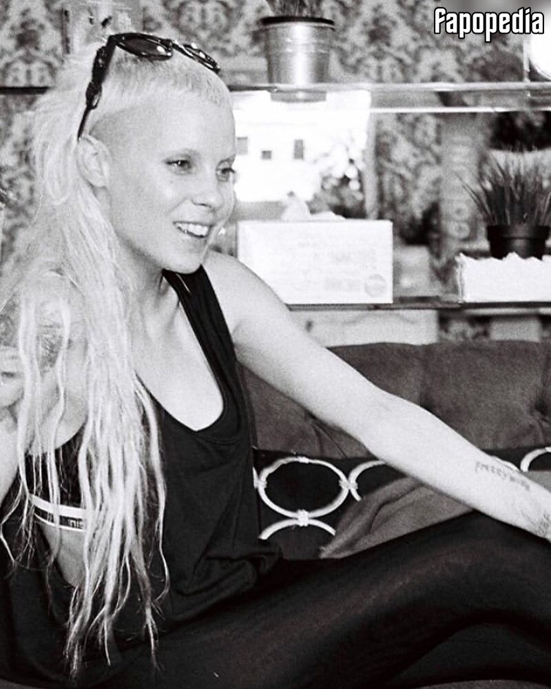 Yolandi Visser Nude Leaks